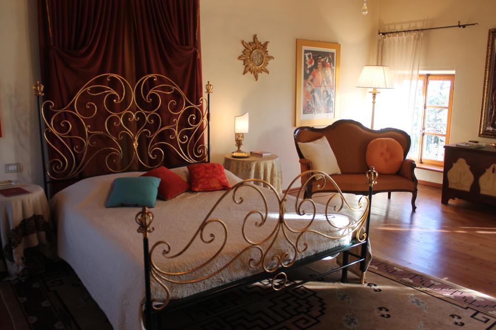 Villa Relais Manerba Monzambano Kamer foto