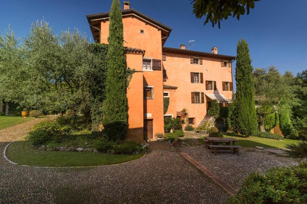 Villa Relais Manerba Monzambano Buitenkant foto